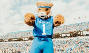 Tennessee Volunteers vs. Kentucky Wildcats Free Pick & CFB Betting Prediction, 10/25/25