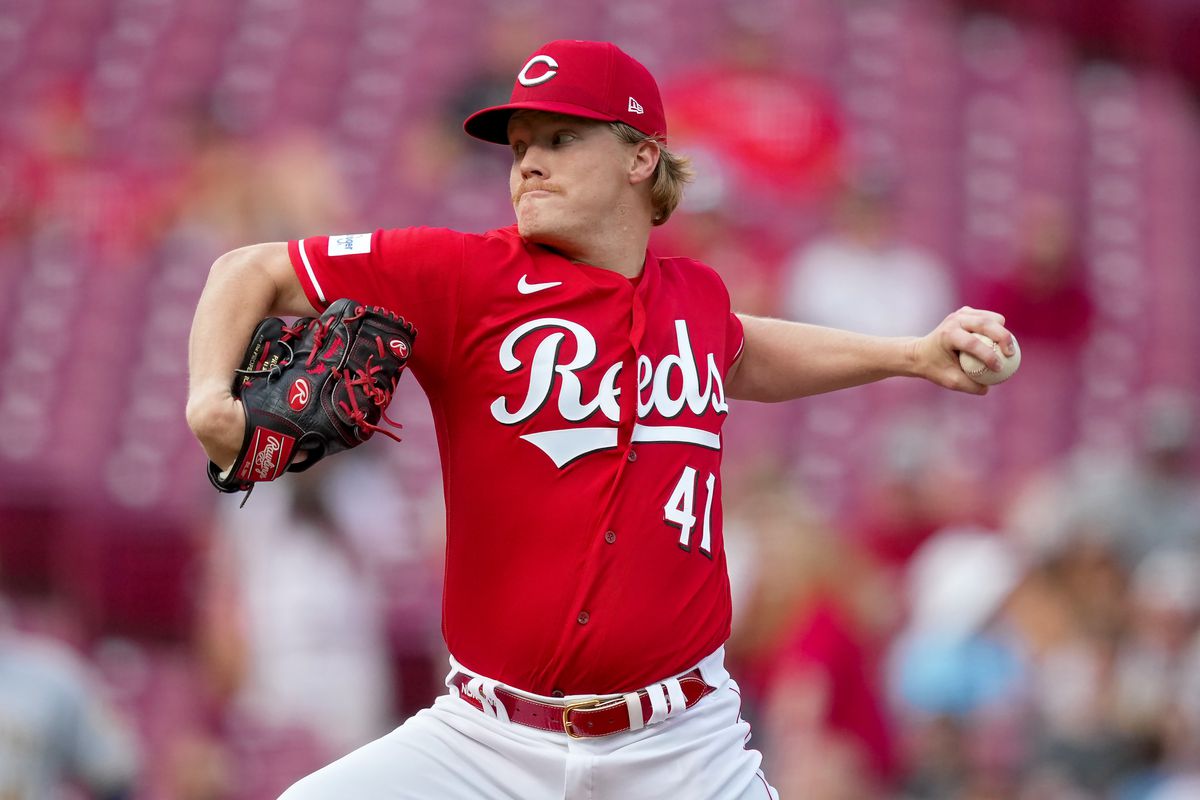 Chicago Cubs vs. Cincinnati Reds 5/24/2025 Free Pick & MLB Betting Prediction