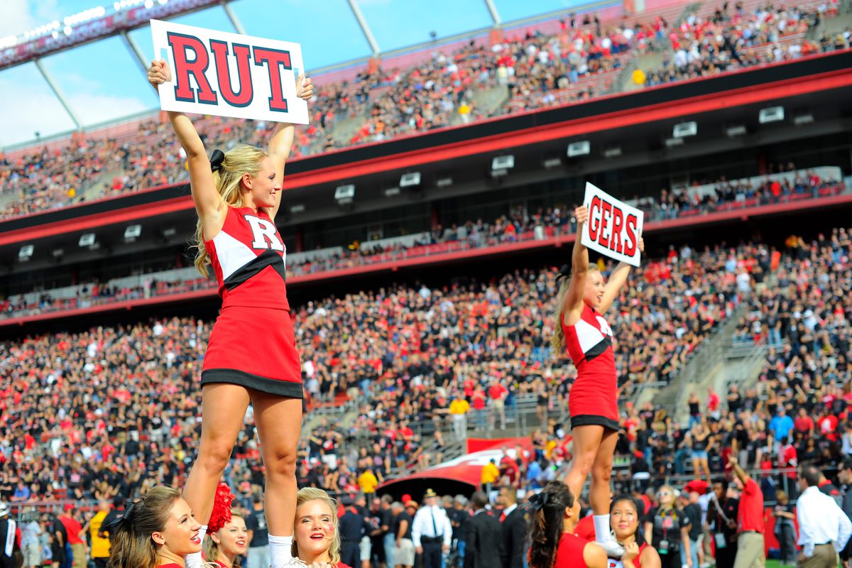 Iowa Hawkeyes vs. Rutgers Scarlet Knights 9/19/2025 Free Pick & CFB Betting Prediction