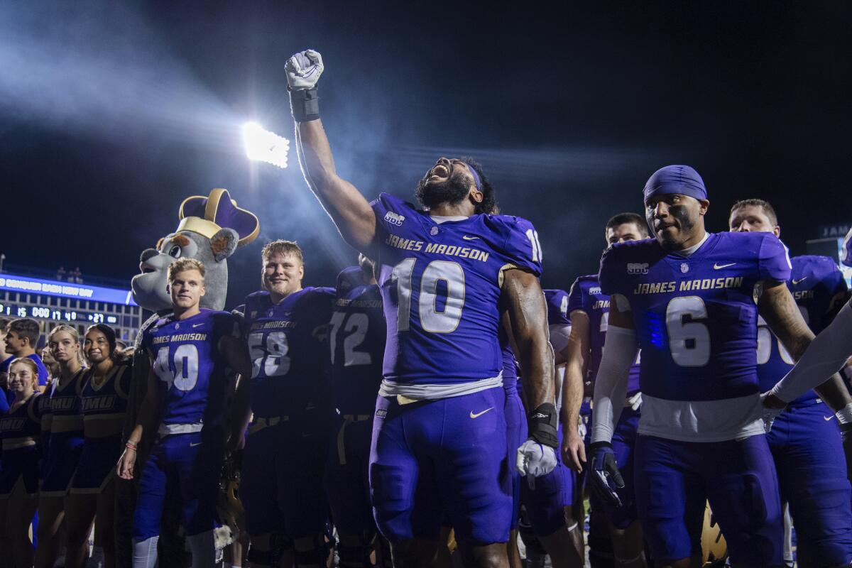 2023 Lockheed Martin Armed Forces Bowl – James Madison Dukes vs. Air Force Falcons Free Pick & CFB Betting Prediction