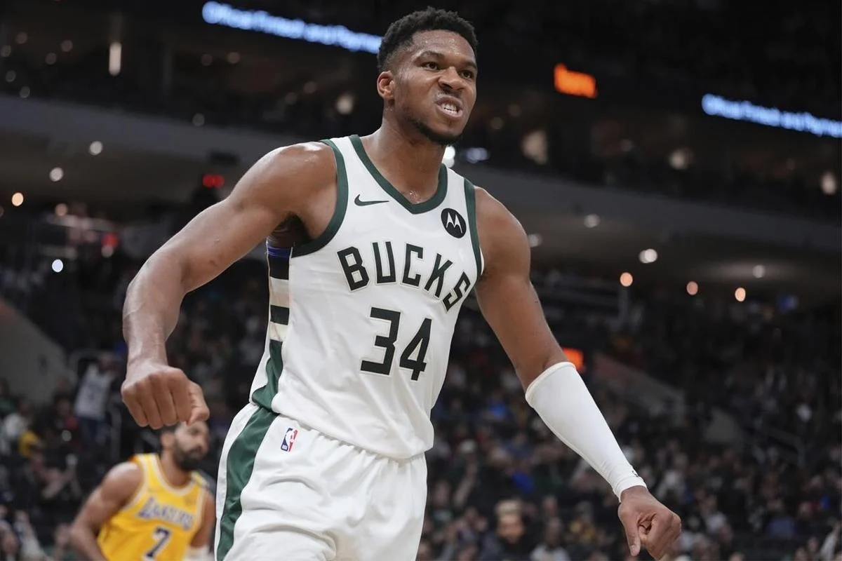 Boston Celtics vs. Milwaukee Bucks – 11/10/24 Free Pick & NBA Betting Prediction