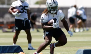 2025/26 AP NFL Offensive Rookie of the Year Futures Betting Odds - NFL Awards