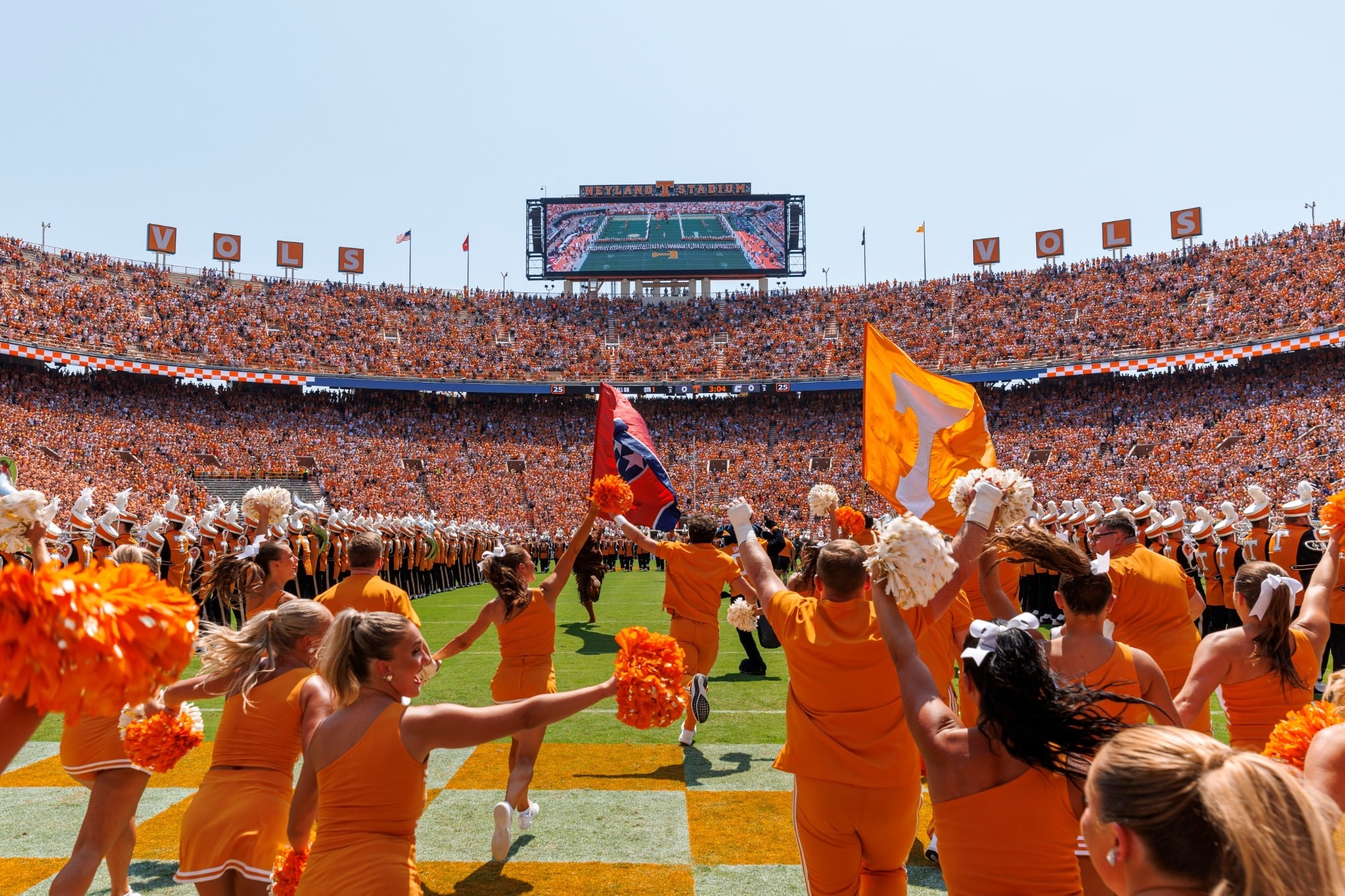 Oklahoma Sooners vs. Tennessee Volunteers Free Pick & CFB Betting Prediction, 11/1/25
