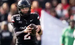 Navy Midshipmen vs. Cincinnati Bearcats Free AutoZone Liberty Bowl Pick & CFB Betting Prediction, 1/2/26