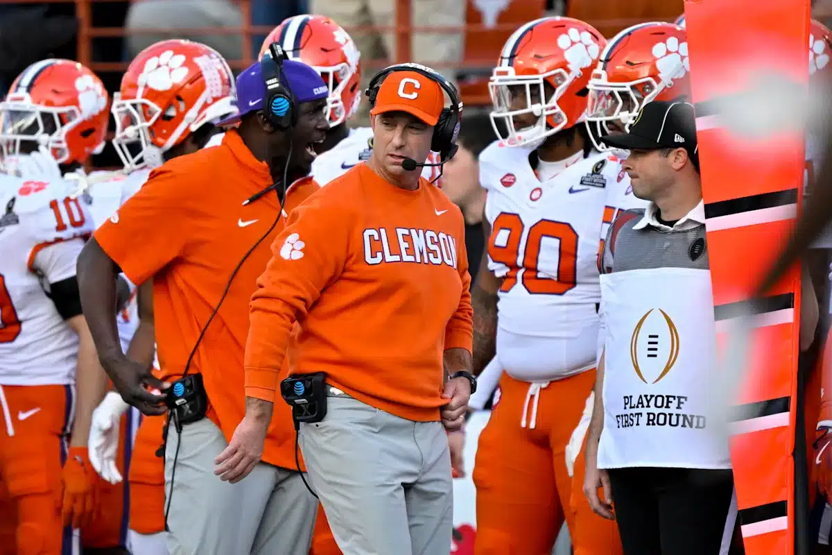 North Carolina Tar Heels vs. Clemson Tigers Free Pick & CFB Betting Prediction, 9/19/26